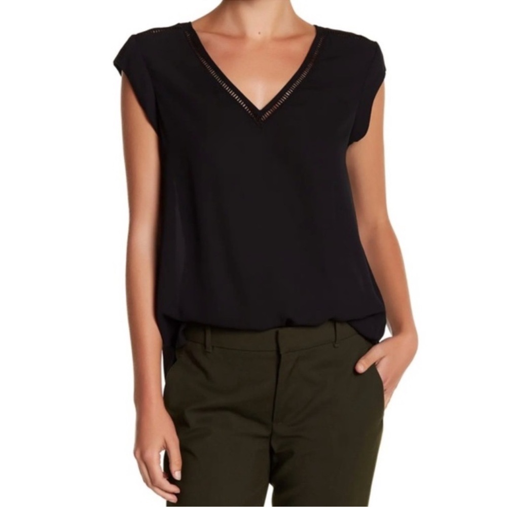 DR2 Women's Black Blouse Short Sleeve V-Neck Sheer Size Large
